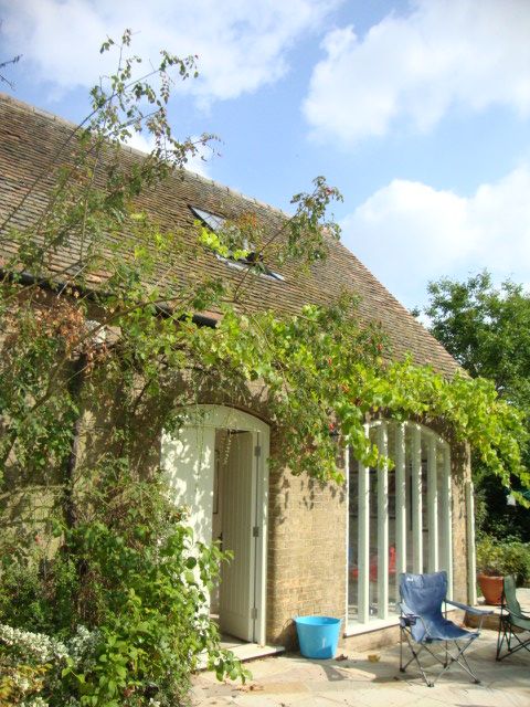 Barn conversion in Moggerhanger